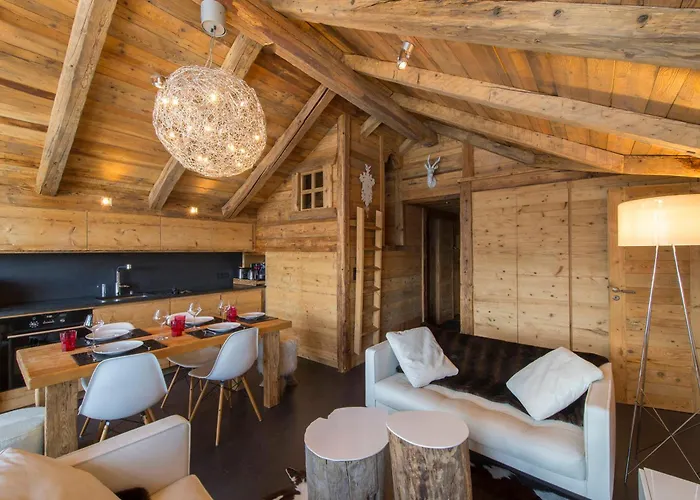 Daire Sur Les Pistes Avec Parking A 1850 - Fr-1-564-165 Courchevel